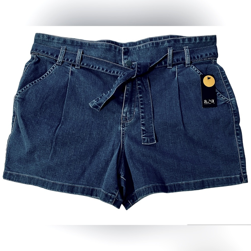 New• Paperbag Tie High Waist Shorts